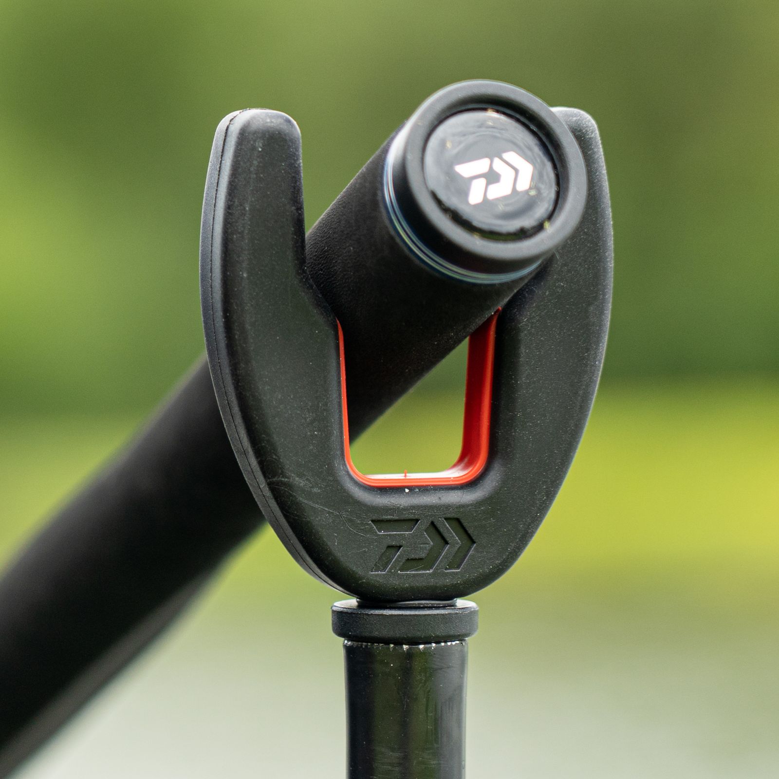 Daiwa N'ZON Dual Feeder Rod Rest Feederrutenablage Detail 1